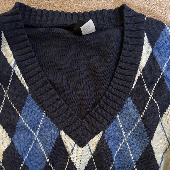 💙h&m divided argyle cropped long sleeve - Picture 4 of 4